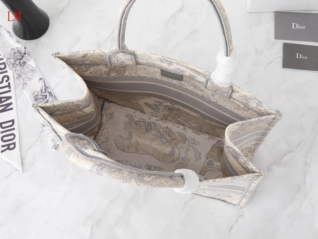 dior christian dior tote bag - 36 x 27.5 x 16.8 cm - Image 2