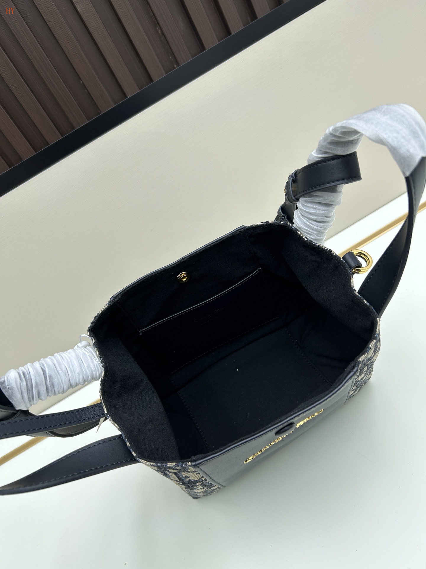 christian dior handbag - 21x19x11 cm - Image 2