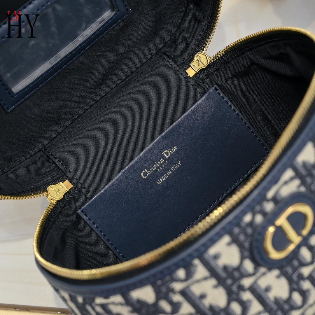 dior 20.5x12.8x13.5 cosmetic bag - model 408052 - Image 2
