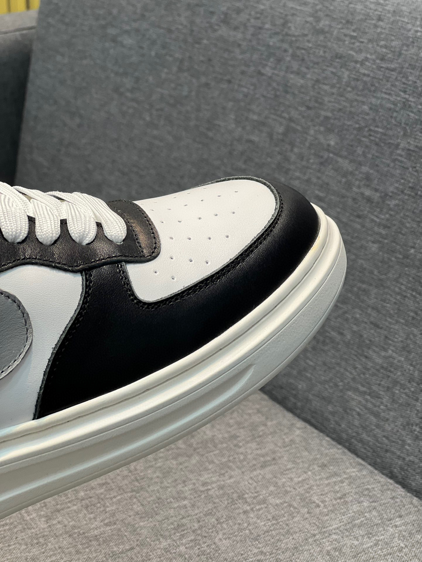 louis vuitton l casual shoes size 38-44 - Image 2