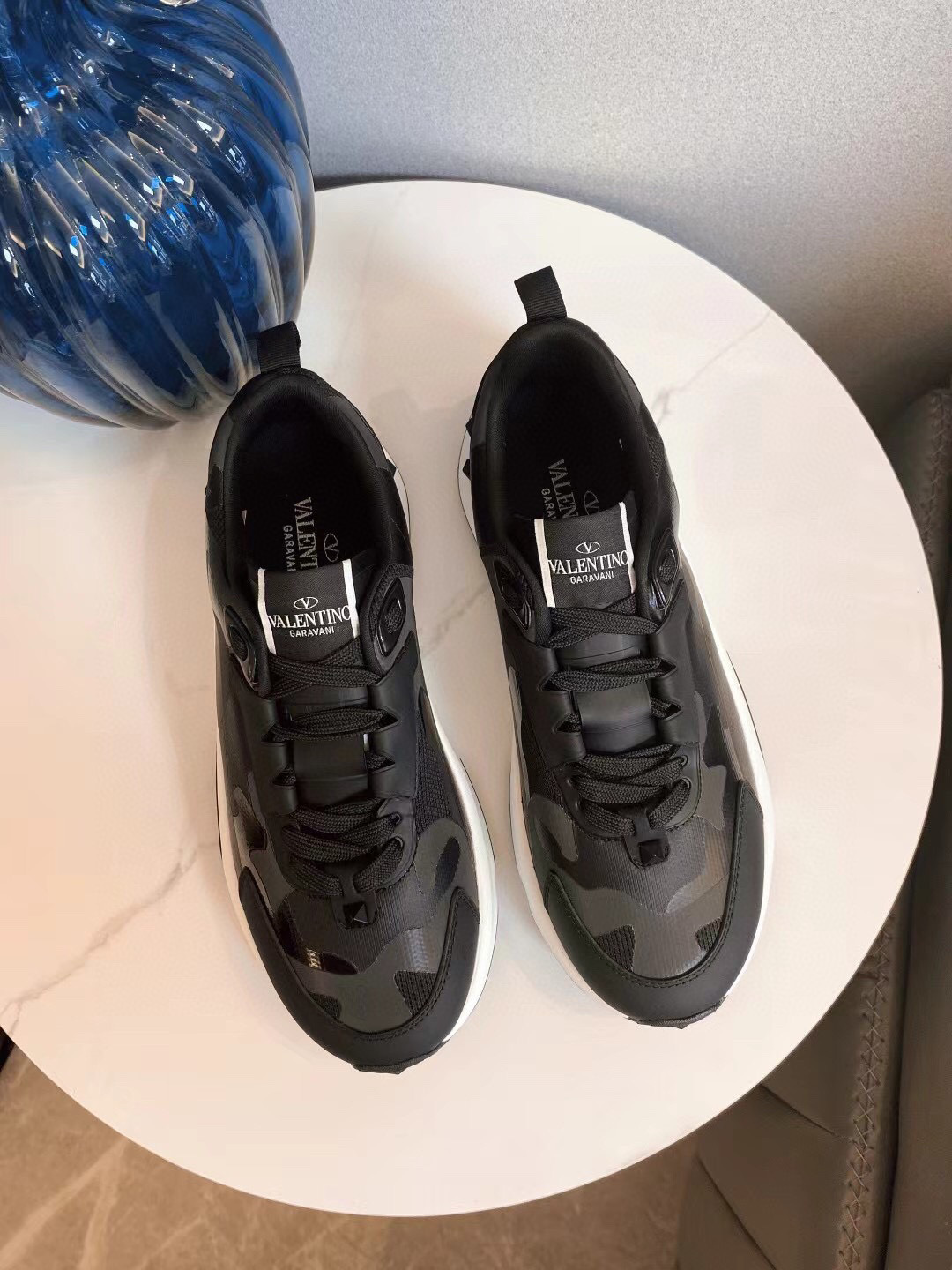 valentino unisex sneakers - size 35-44 - Image 2