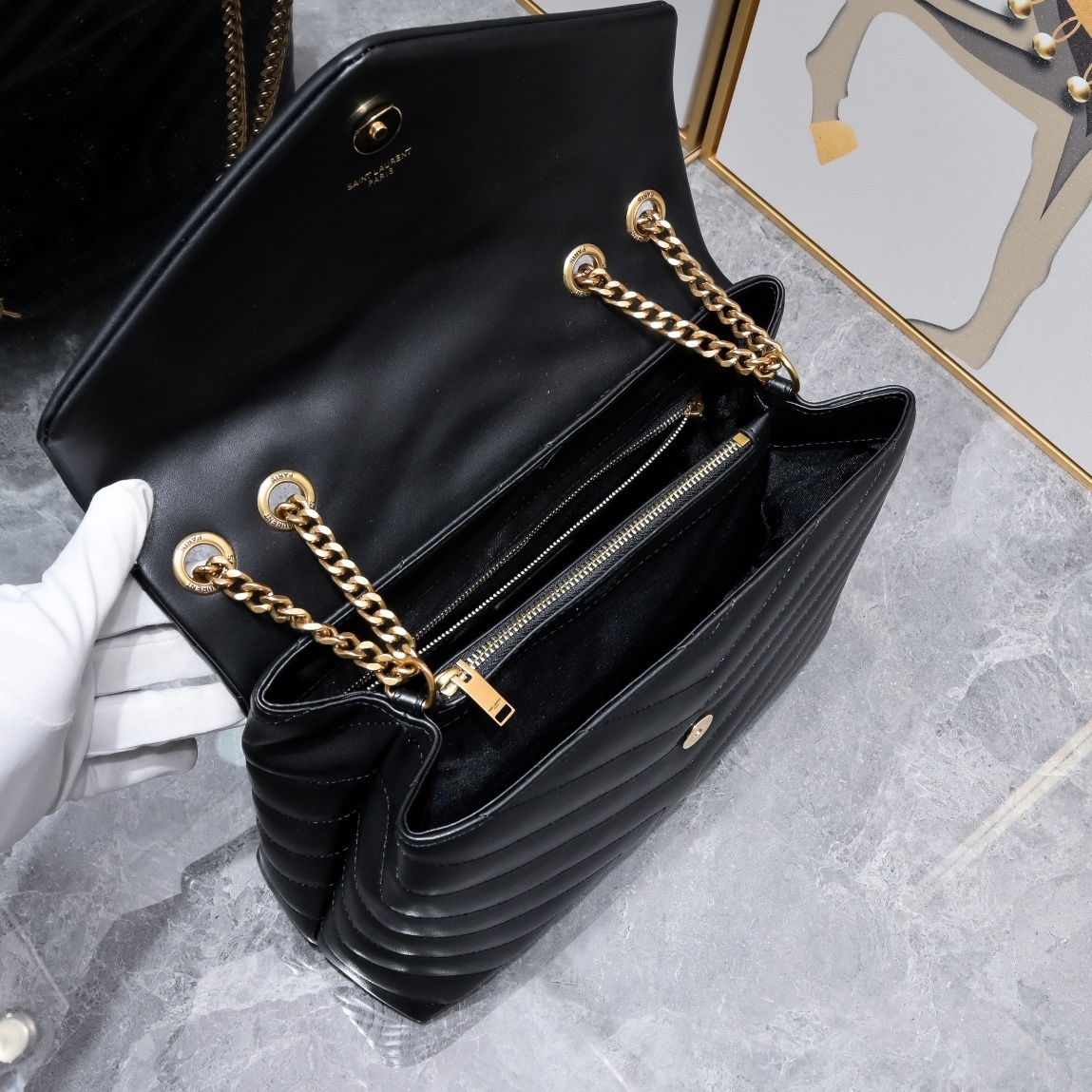 yves saint laurent black chevron bag 31*22*11 - Image 2