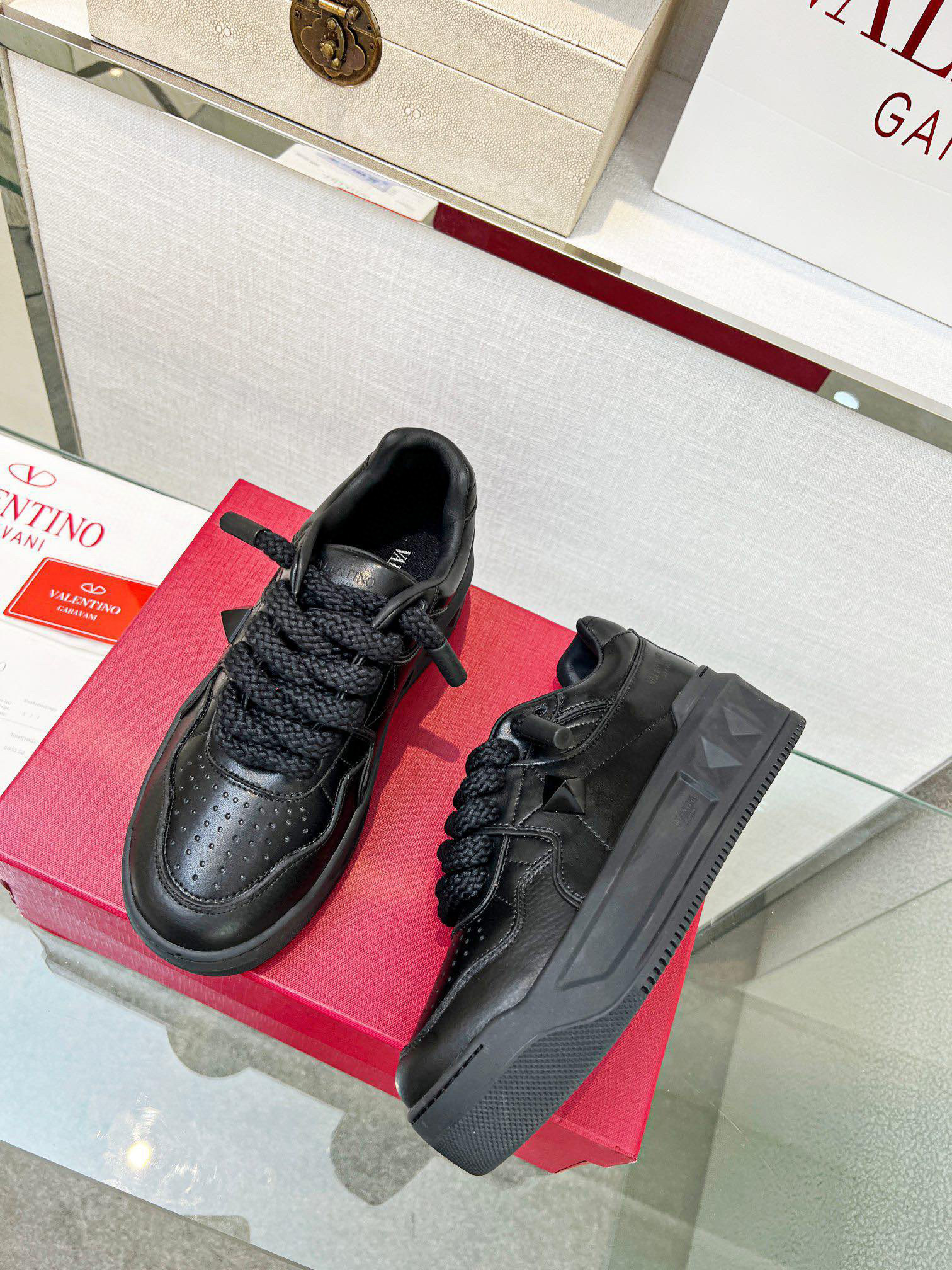 valentino garavani black sneakers, couples size 35-44 - Image 2