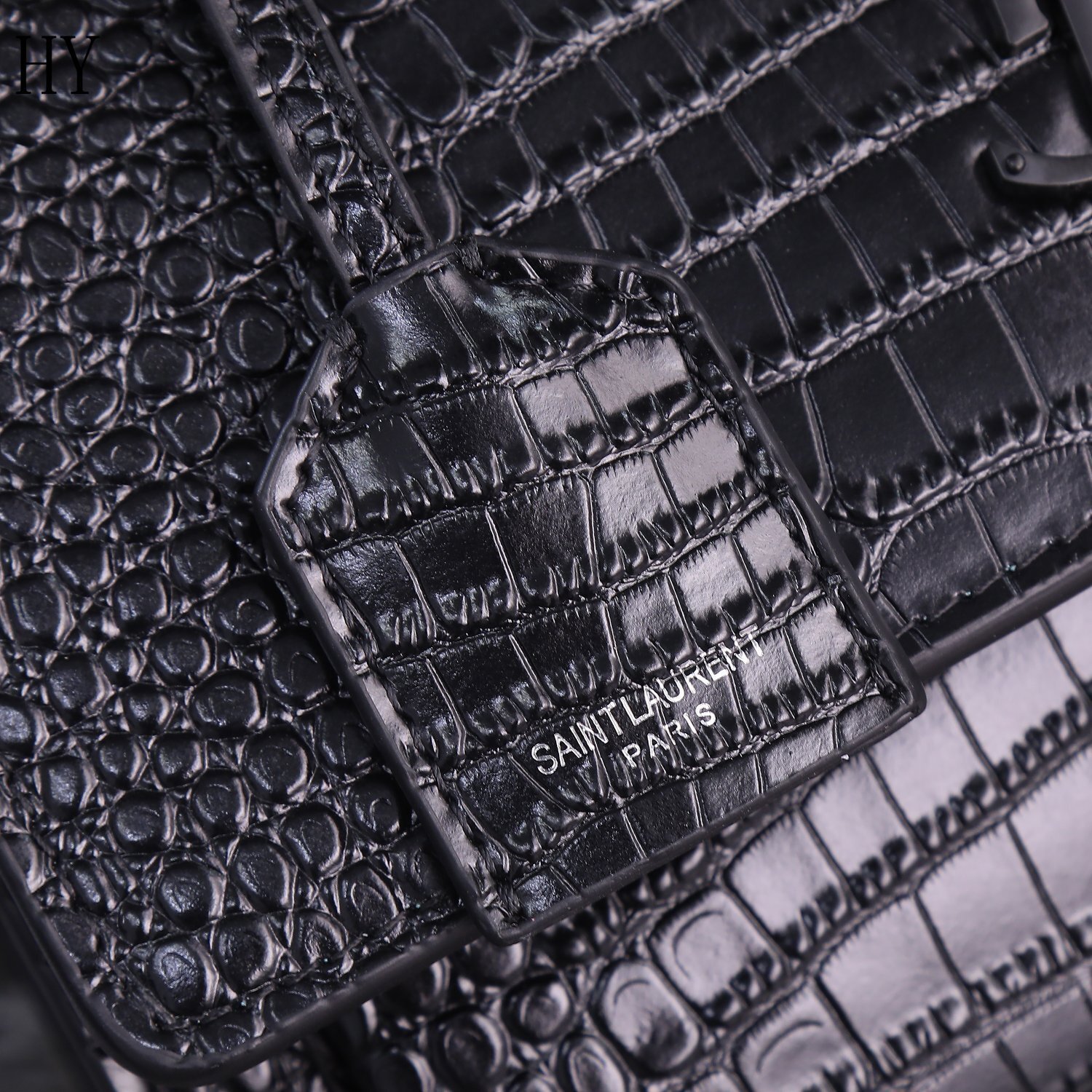 yves saint laurent black croc-embossed bag - 22x16x8 cm - Image 2