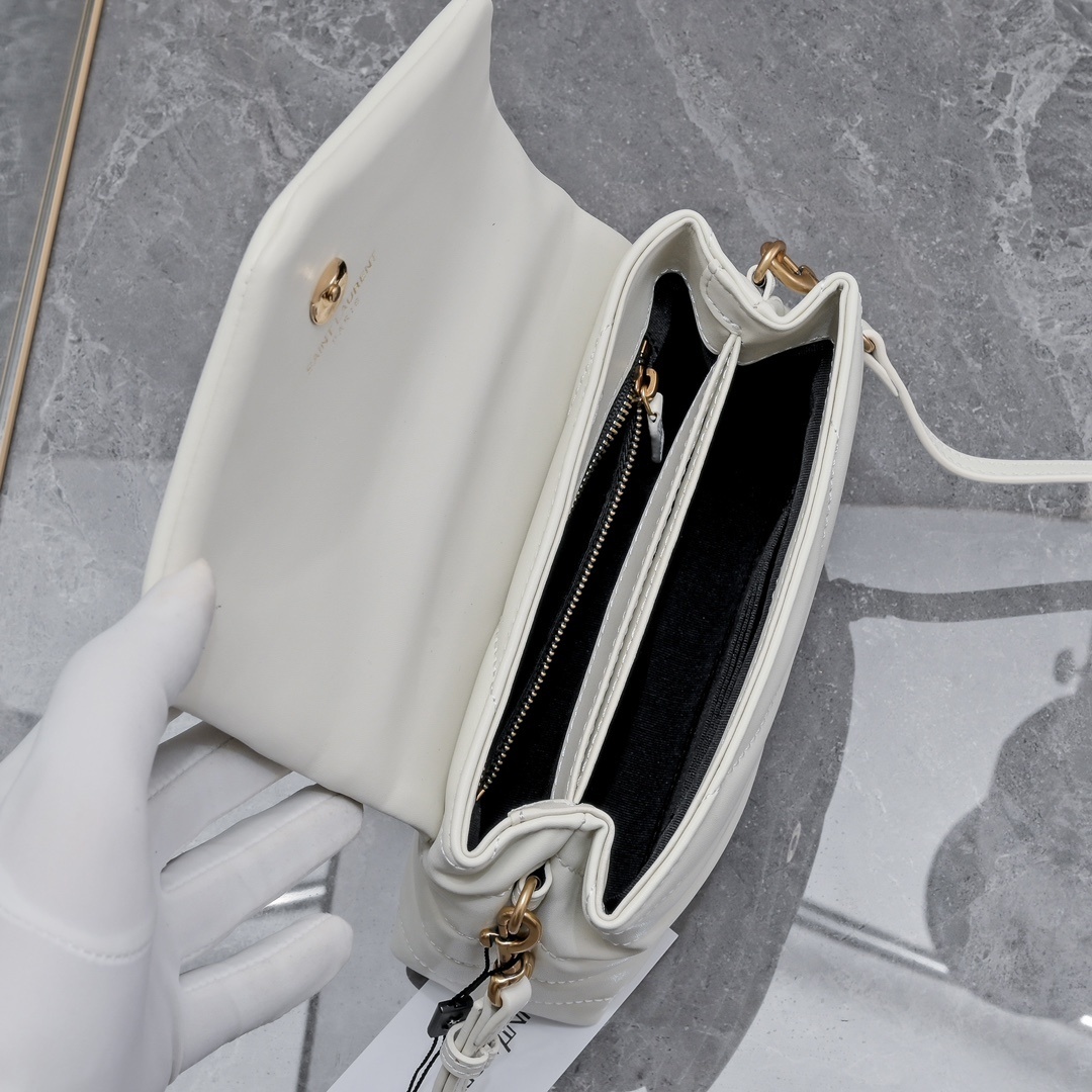 yves saint laurent quilted white leather bag - 20x14x7cm - Image 2