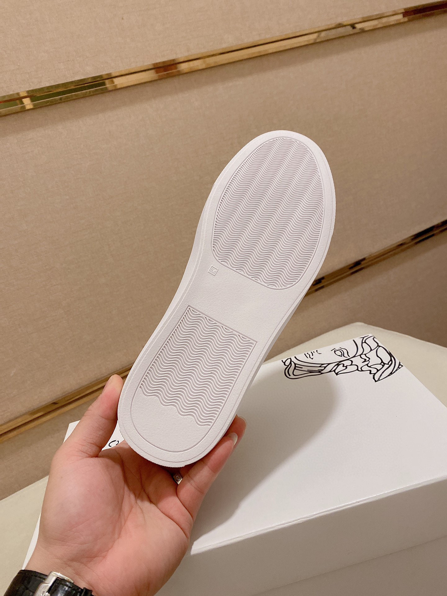 versace casual shoes - size 38-44 - model 8022210 - Image 2