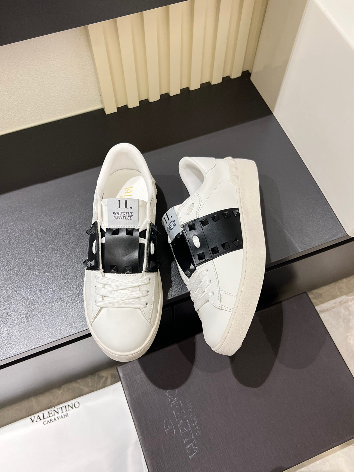 valentino casual sneakers size 38-44 - Image 2