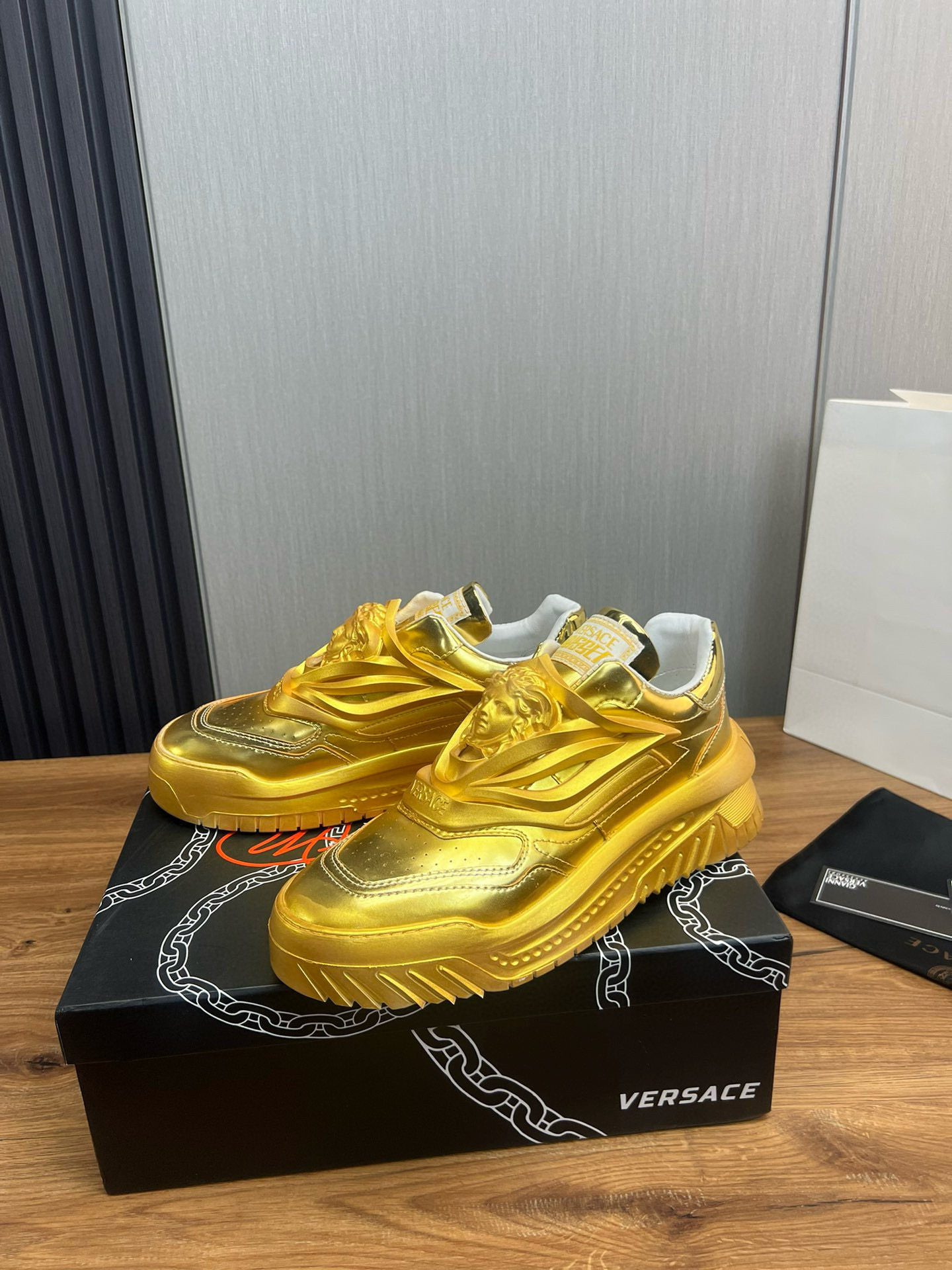 versace casual shoes - gold - sizes 38/44 - Image 3