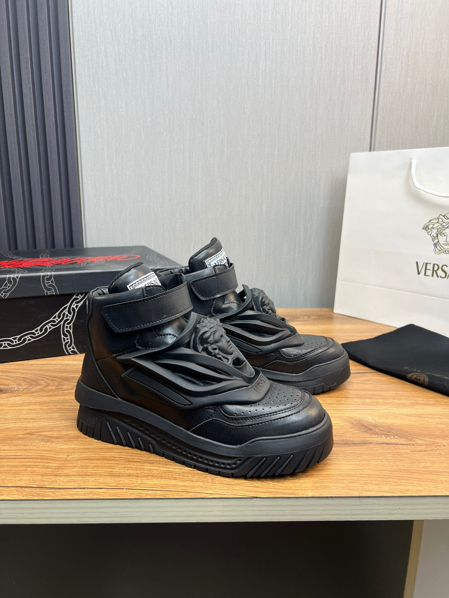 versace black sneakers size 38-44 - Image 3