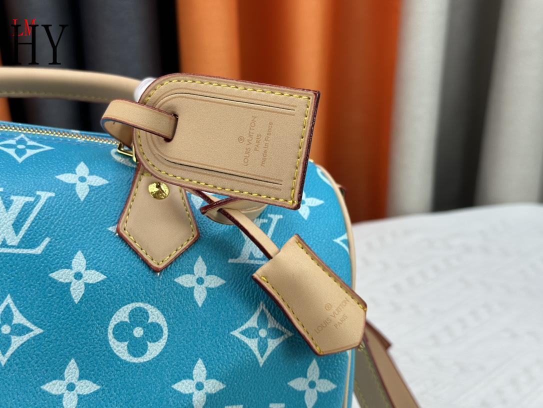 louis vuitton blue monogram handbag 30x21x17 cm - Image 3
