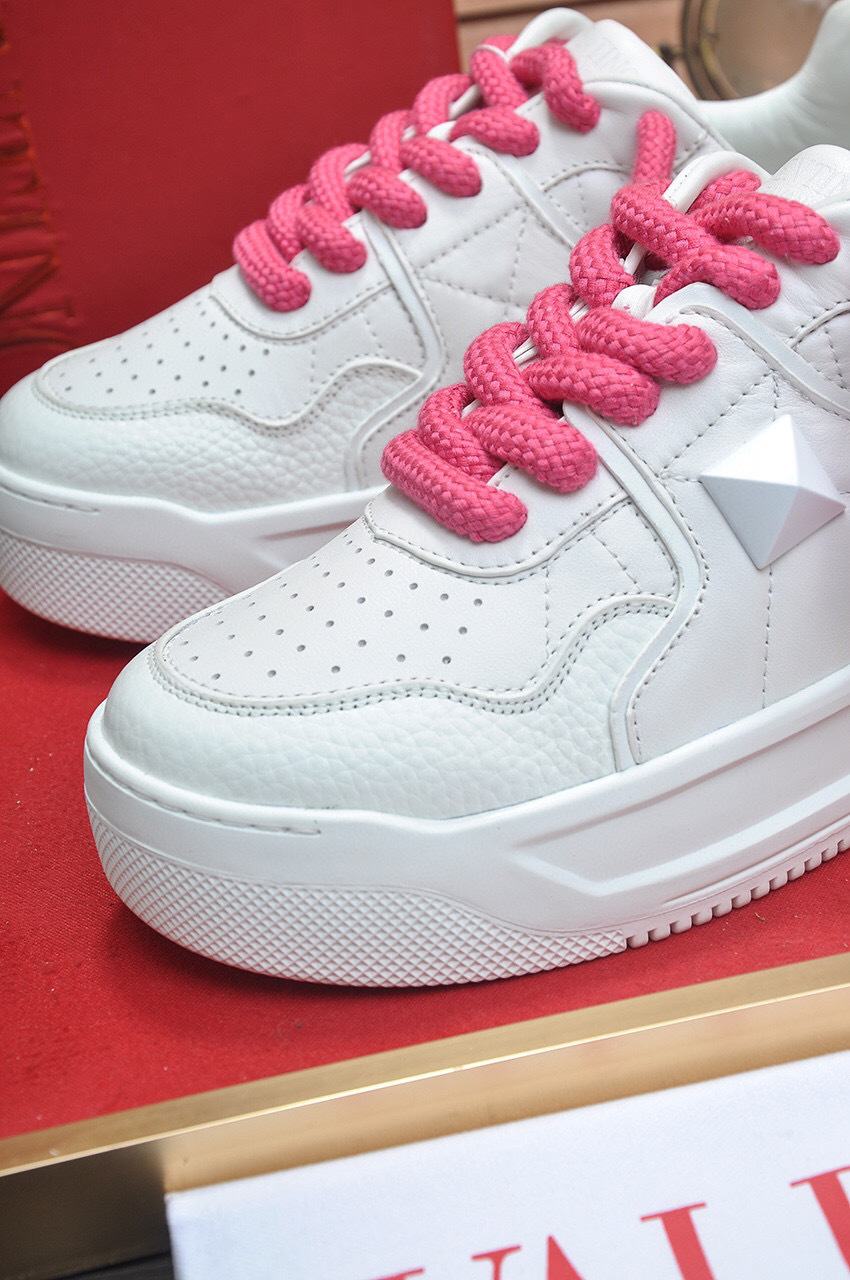 valentino garavani white sneakers with pink laces - size 35-44 - Image 3