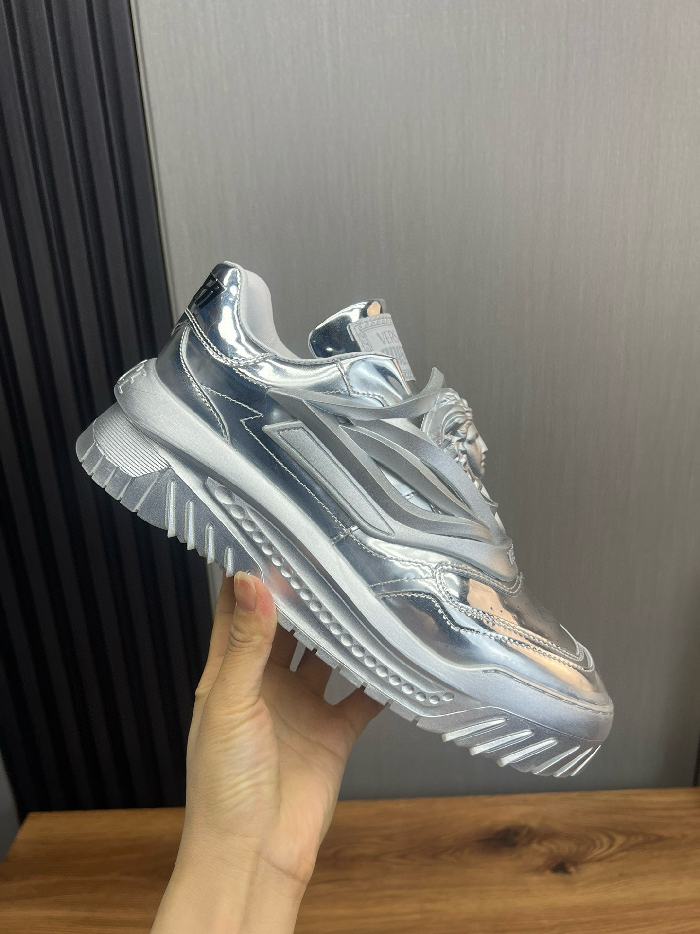 versace silver casual sneakers 38/44 - Image 3