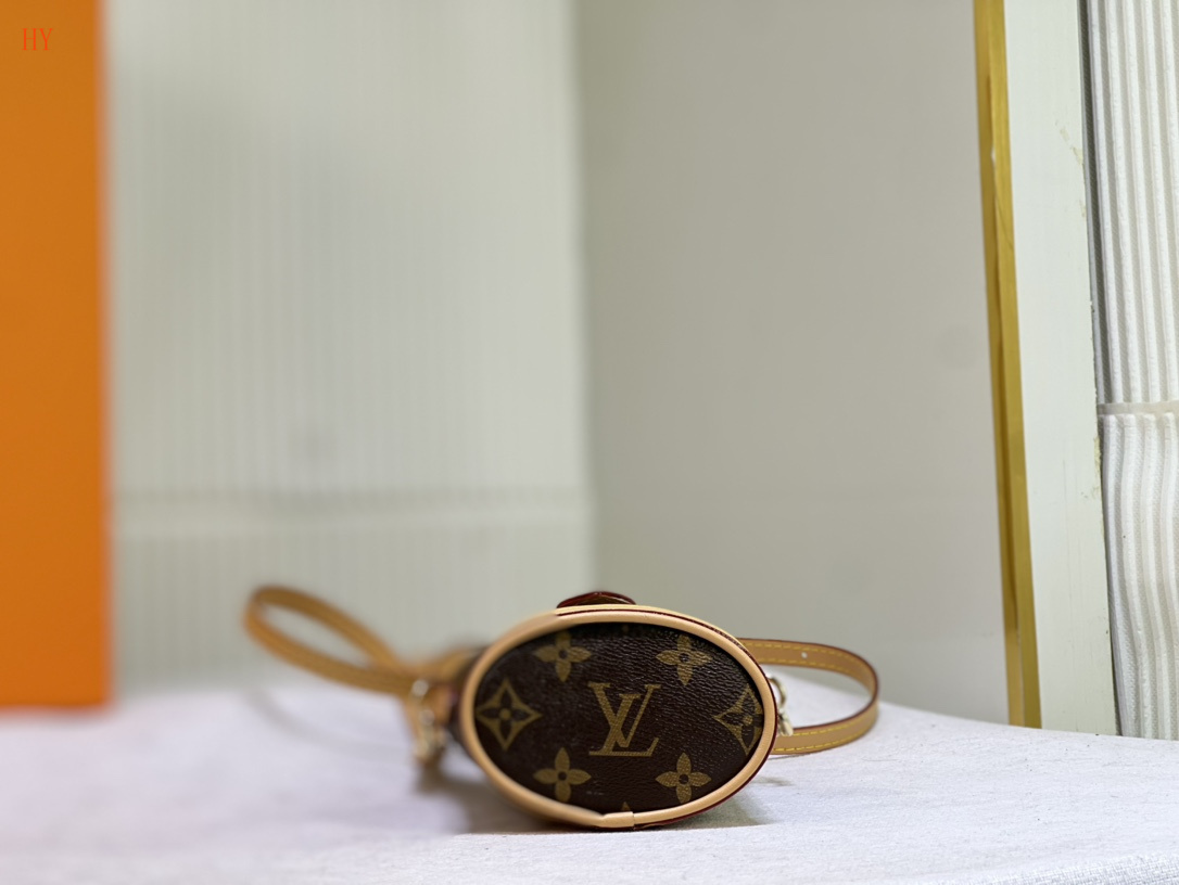 louis vuitton monogram mini bucket bag - 18x14.5x6.5 cm - Image 3