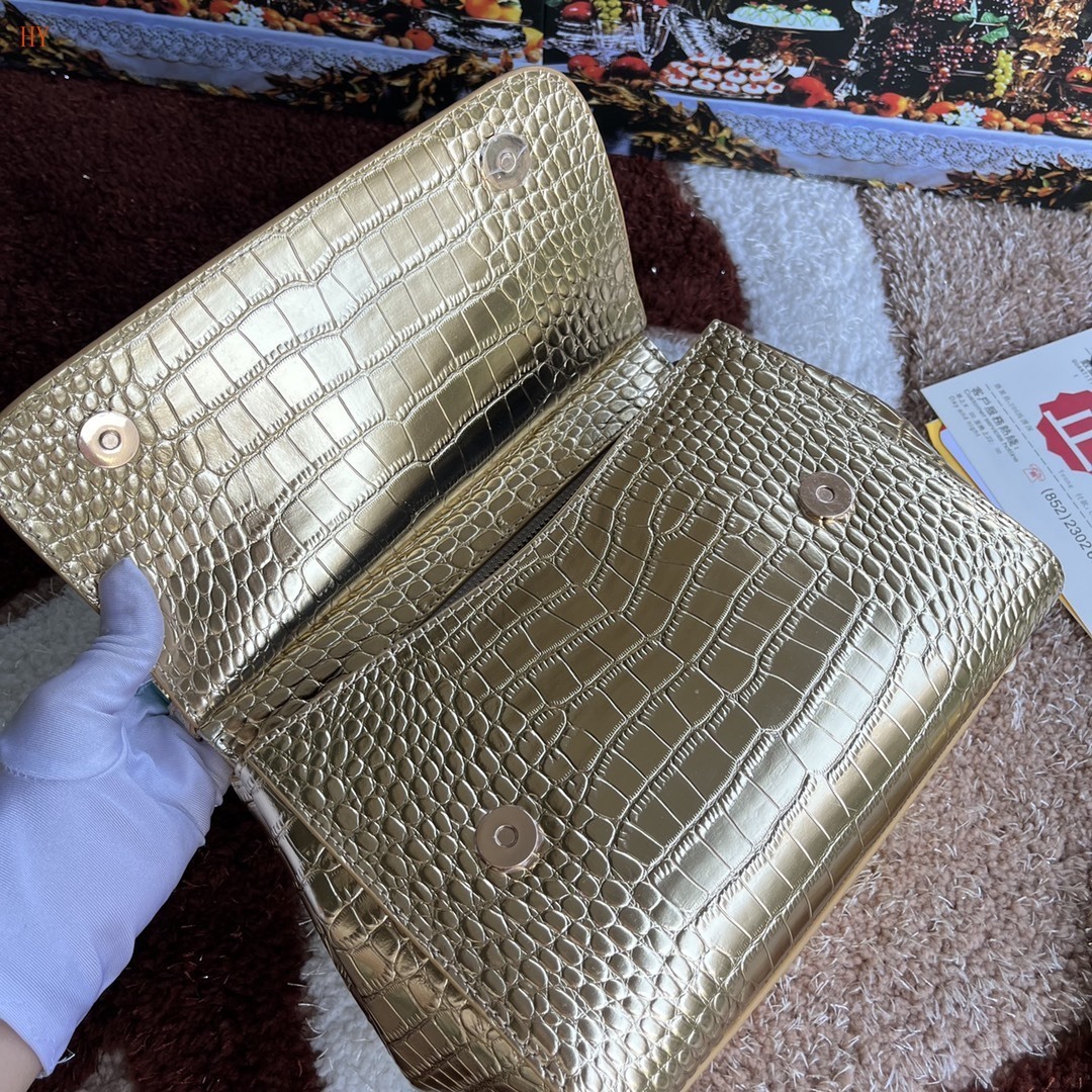 dolce & gabbana gold crocodile-effect handbag - Image 3