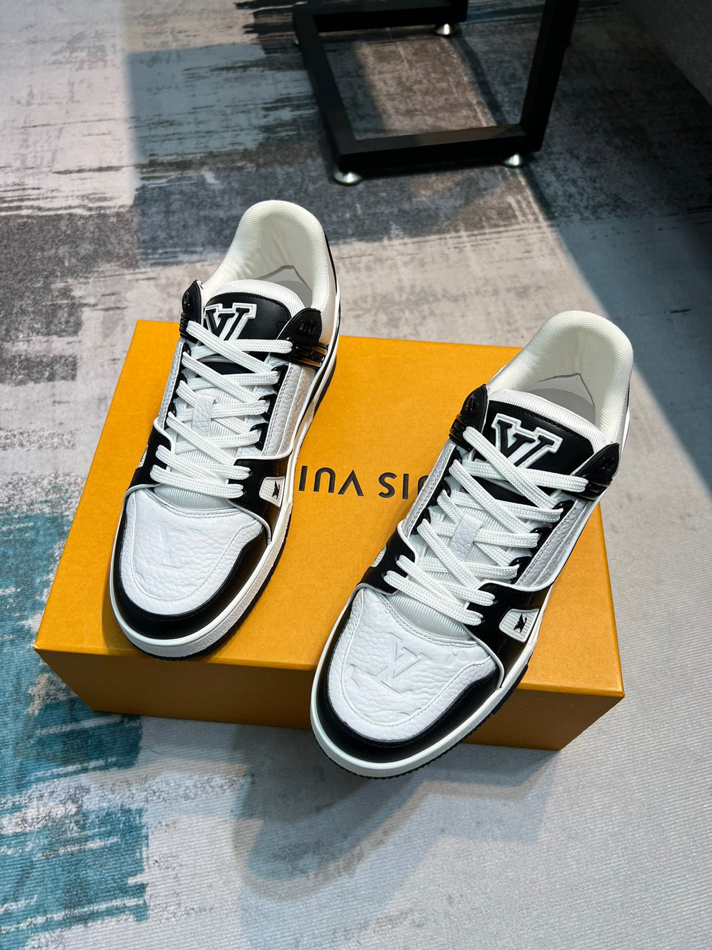 louis vuitton stellar sneaker 40 n - Image 3