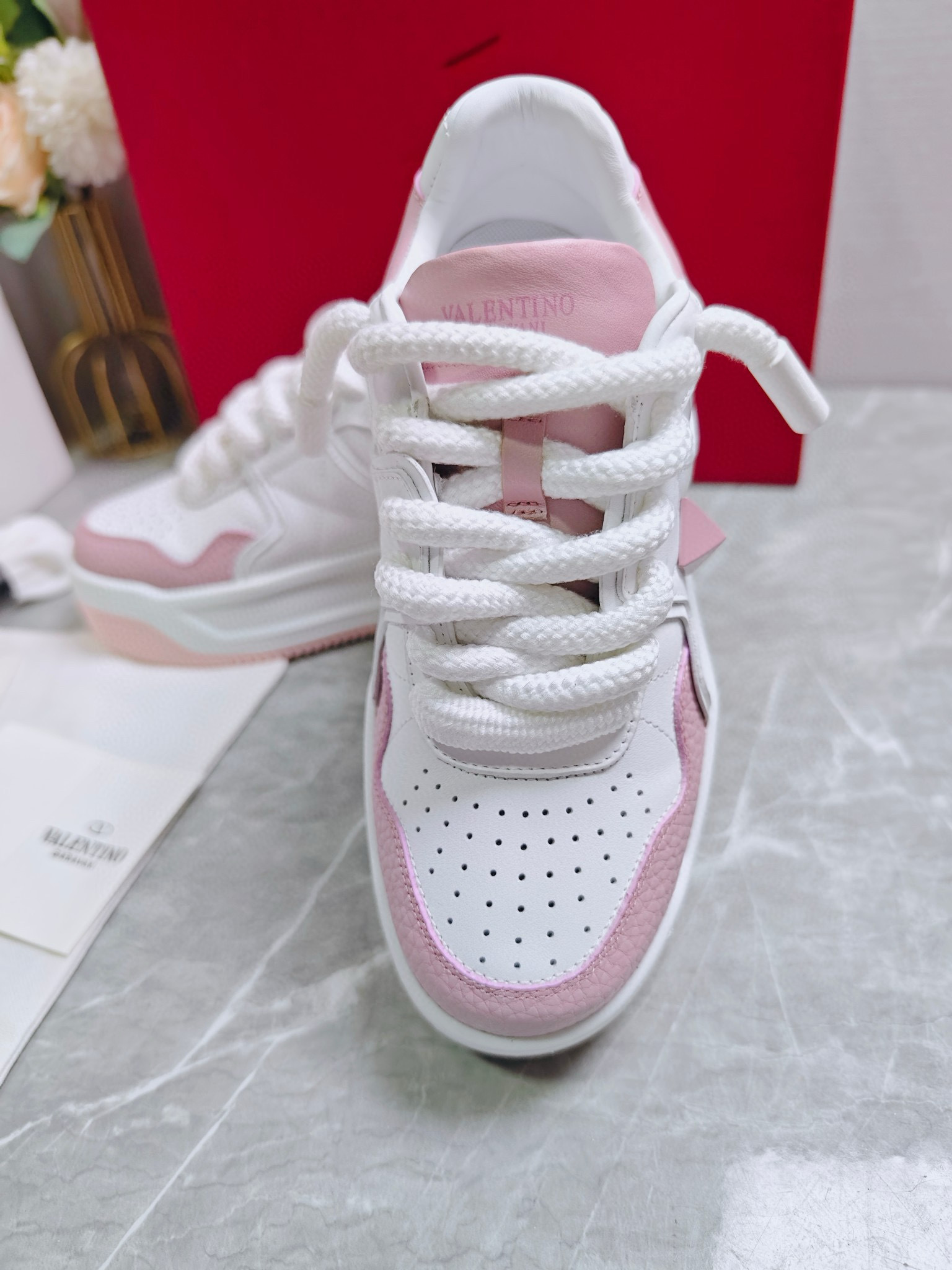 valentino couple sneakers 35/44 - stylish white & pink - Image 3
