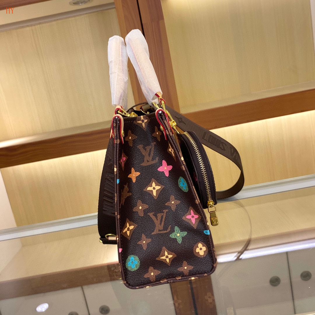 louis vuitton monogram mini bag with strap - 25x19x11.5 cm - Image 3