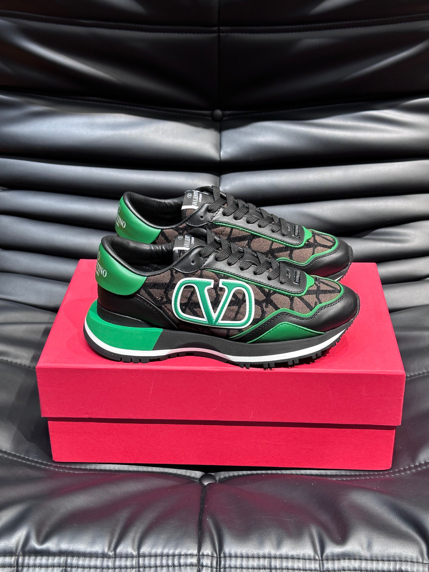 valentino casual sneakers size 38-44 - Image 3