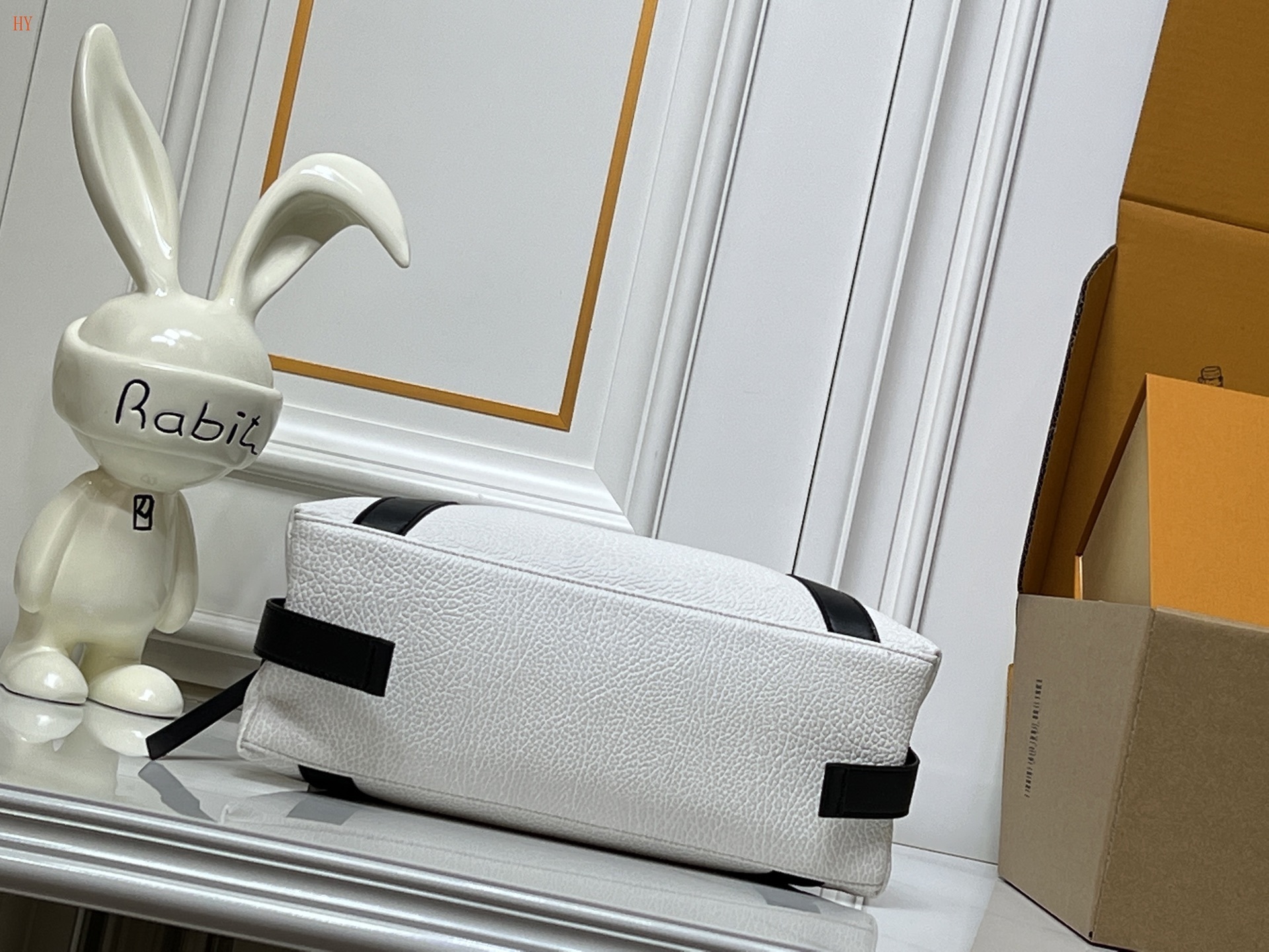 louis vuitton handbag 38*15*15 - model 118012 - Image 3