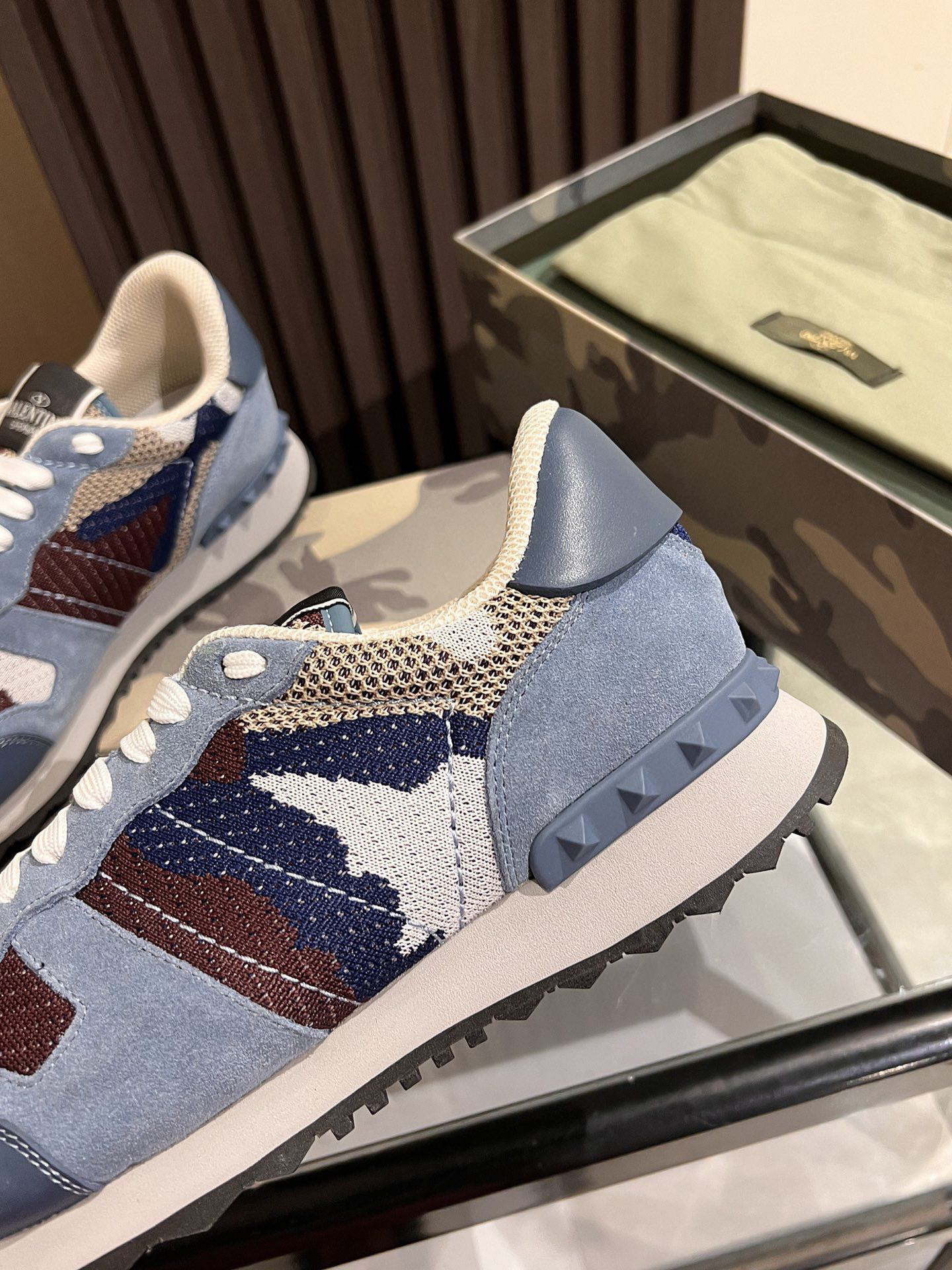 valentino casual sneakers size 38-44 - Image 3