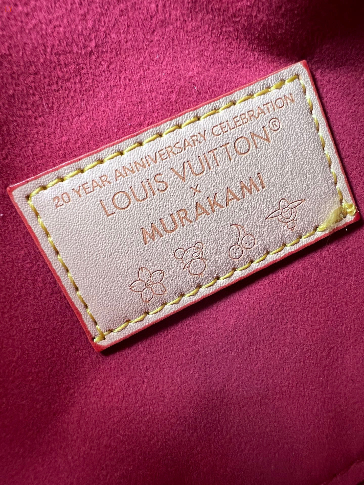 louis vuitton cherry monogram bag 21*14*6 - Image 3
