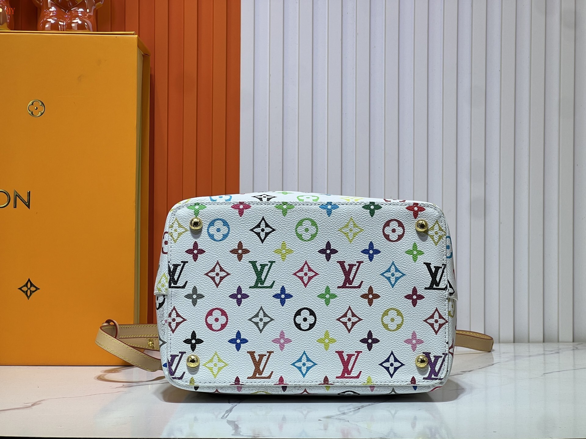 louis vuitton multicolor bucket bag 26x26x17.5 cm - Image 3