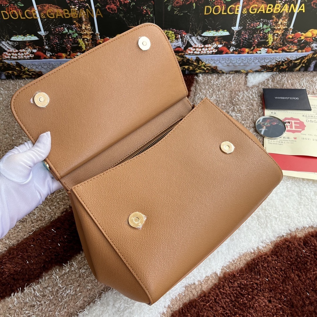 dolce & gabbana handbag 25x20x12 cm - elegant tan - Image 3