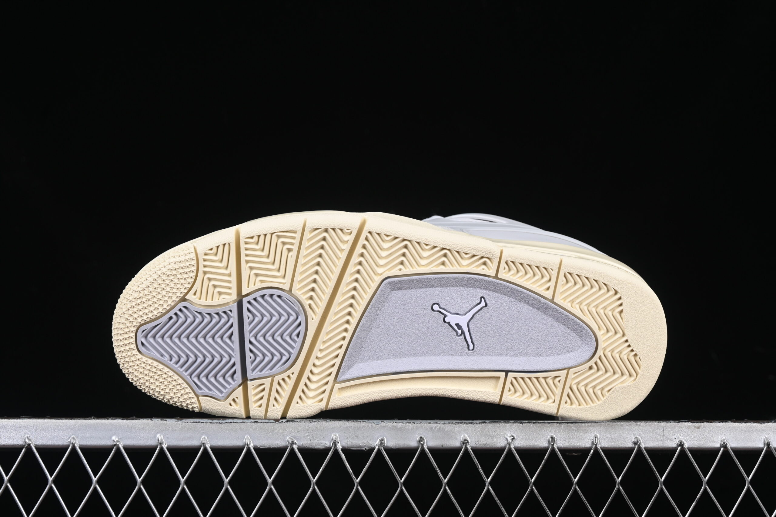 air jordan 4 retro 'remastered' fq7940-001 - Image 3