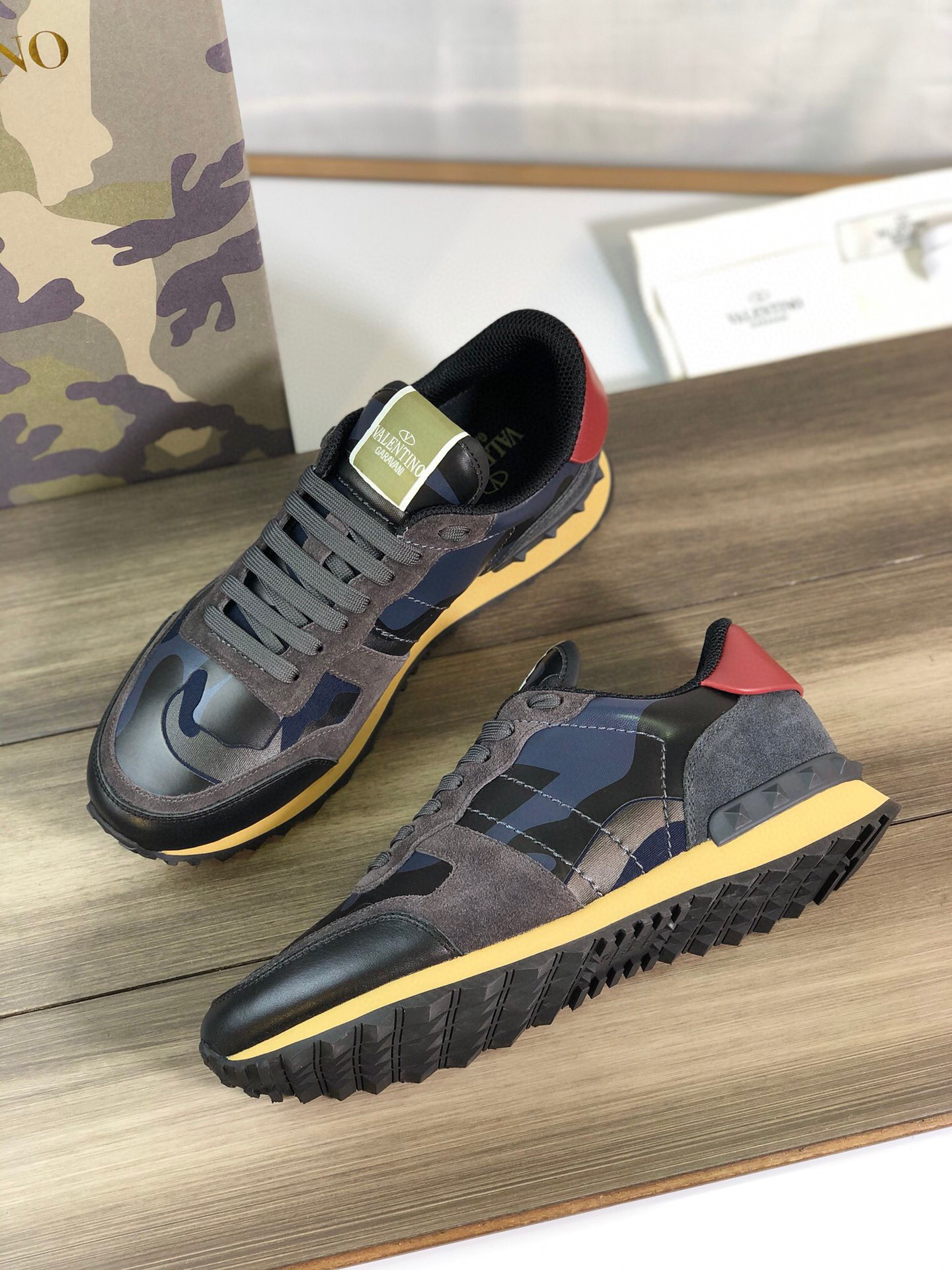 valentino casual sneakers 38-44 - Image 3