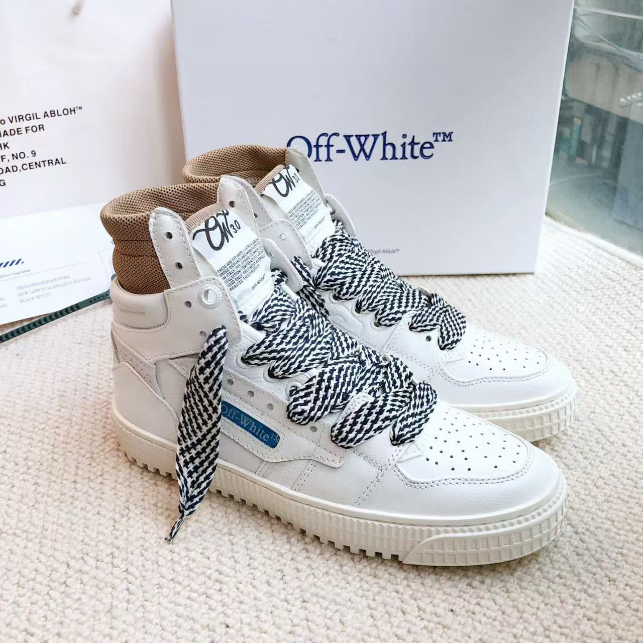 off-white high-top sneakers - size 35/44 - Image 3