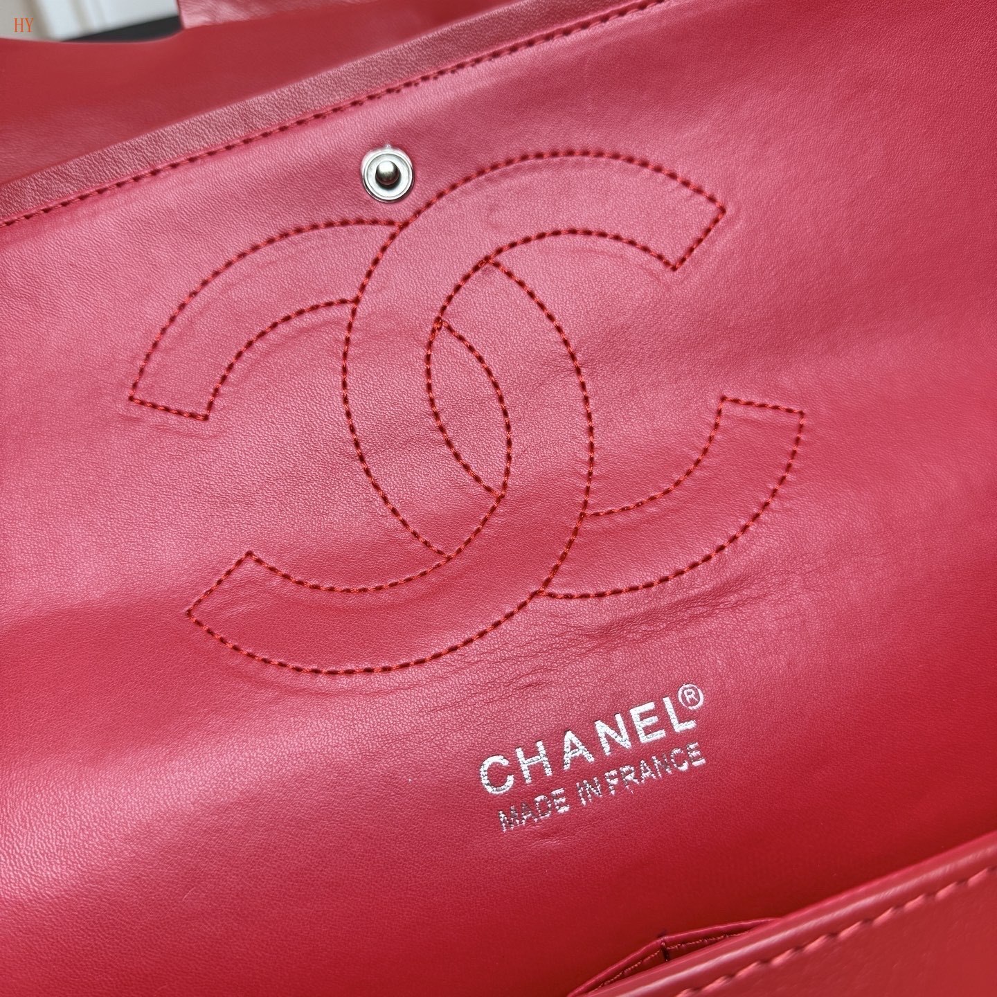 chanel red quilted flap bag - 33*22*9.2 cm - Image 3