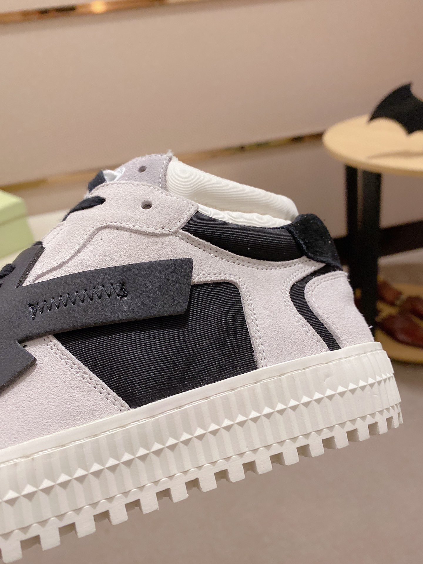 off-white sneakers 38-44 - model 8022290 - Image 3