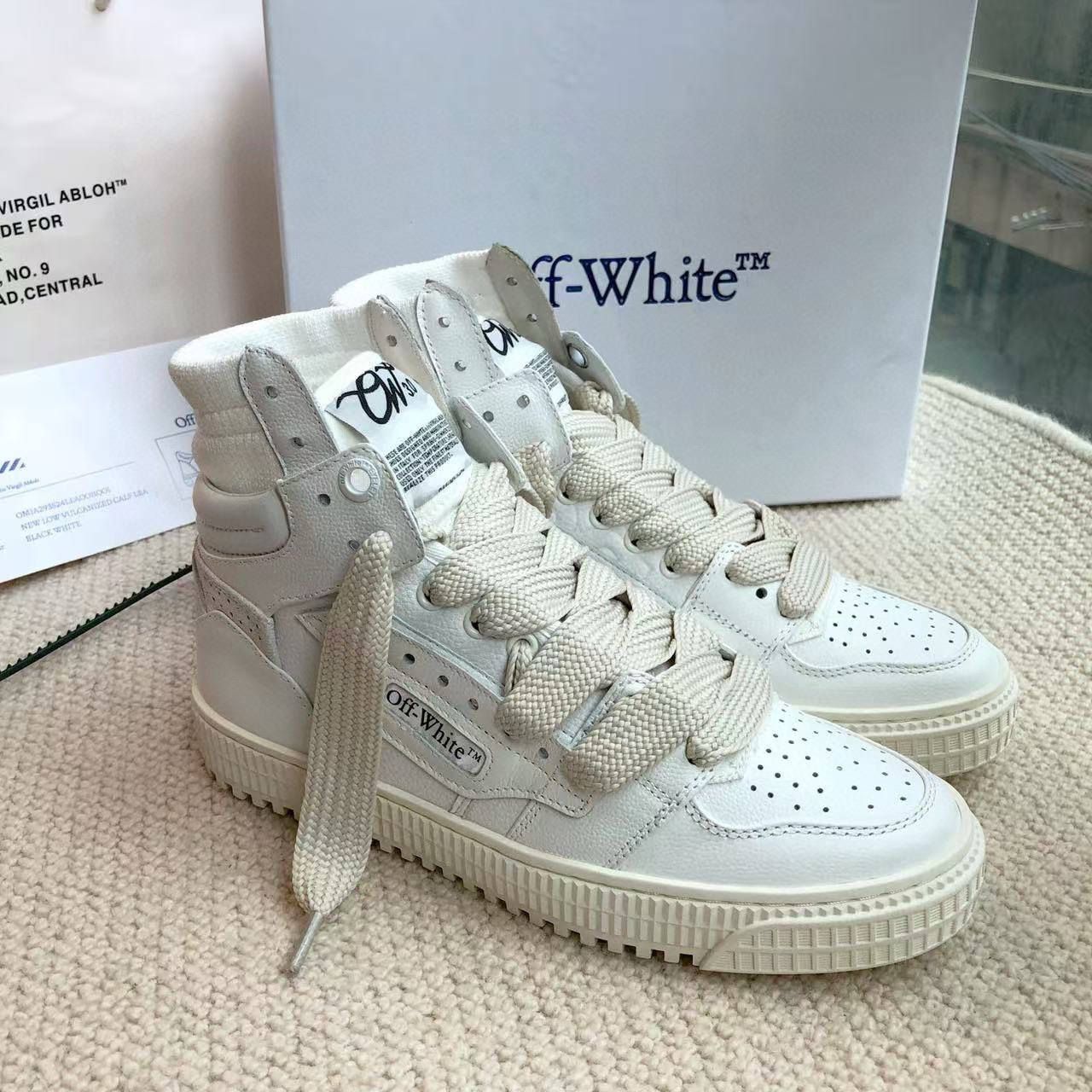 off-white high-top sneakers - size 35/44 - Image 3
