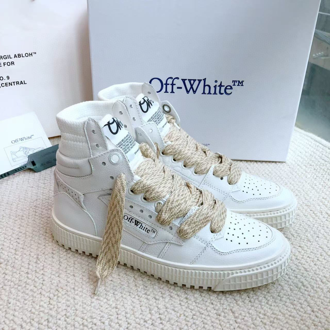 off-white high-top sneakers - size 35/44 - Image 3