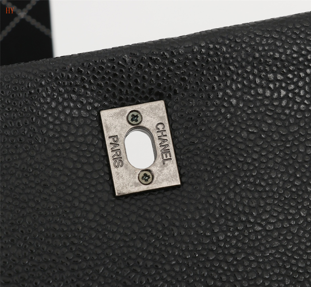 chanel quilted handbag 25x18x10 cm - model 2325052 - Image 3