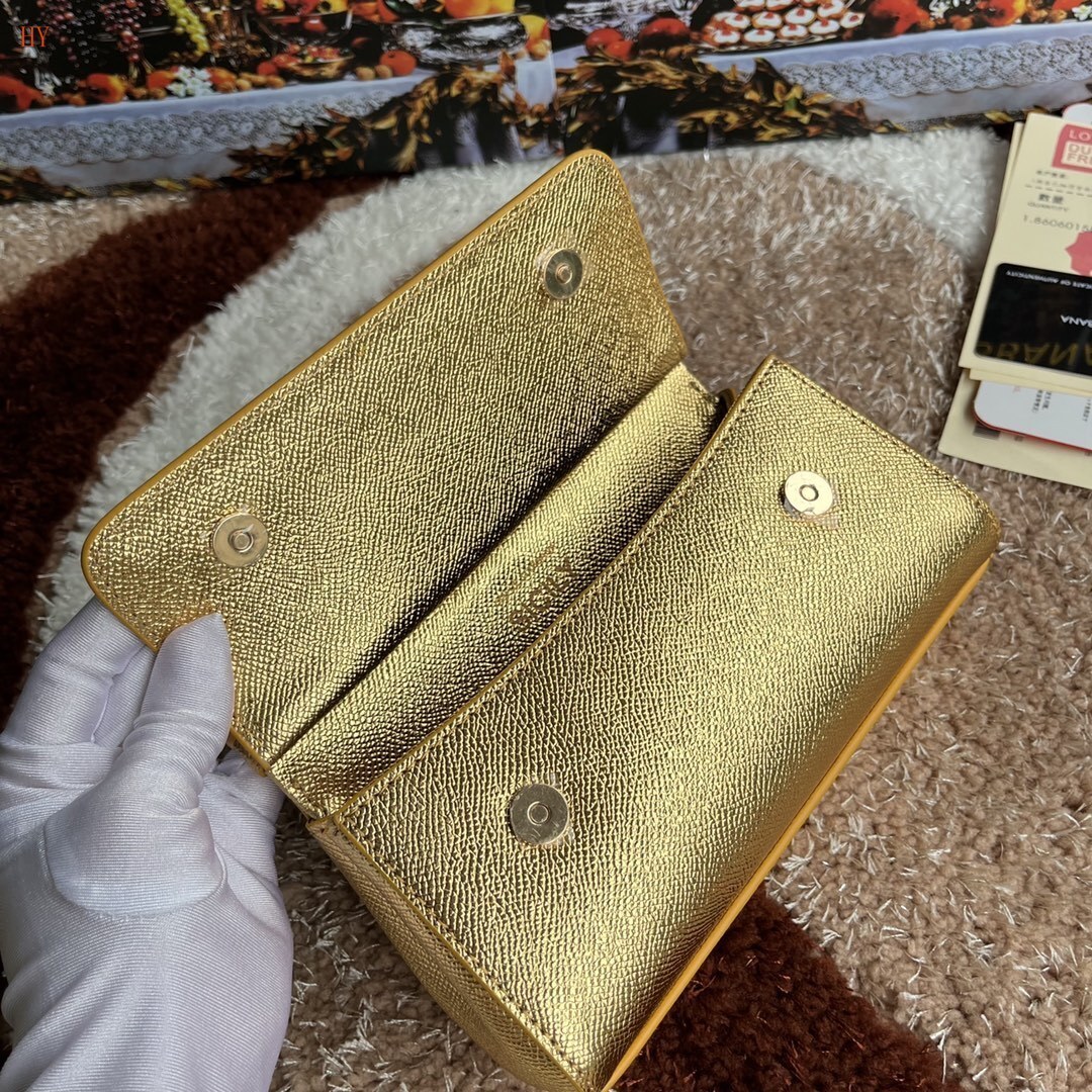 dolce & gabbana gold handbag 18x11x6 cm - 532003 - Image 3