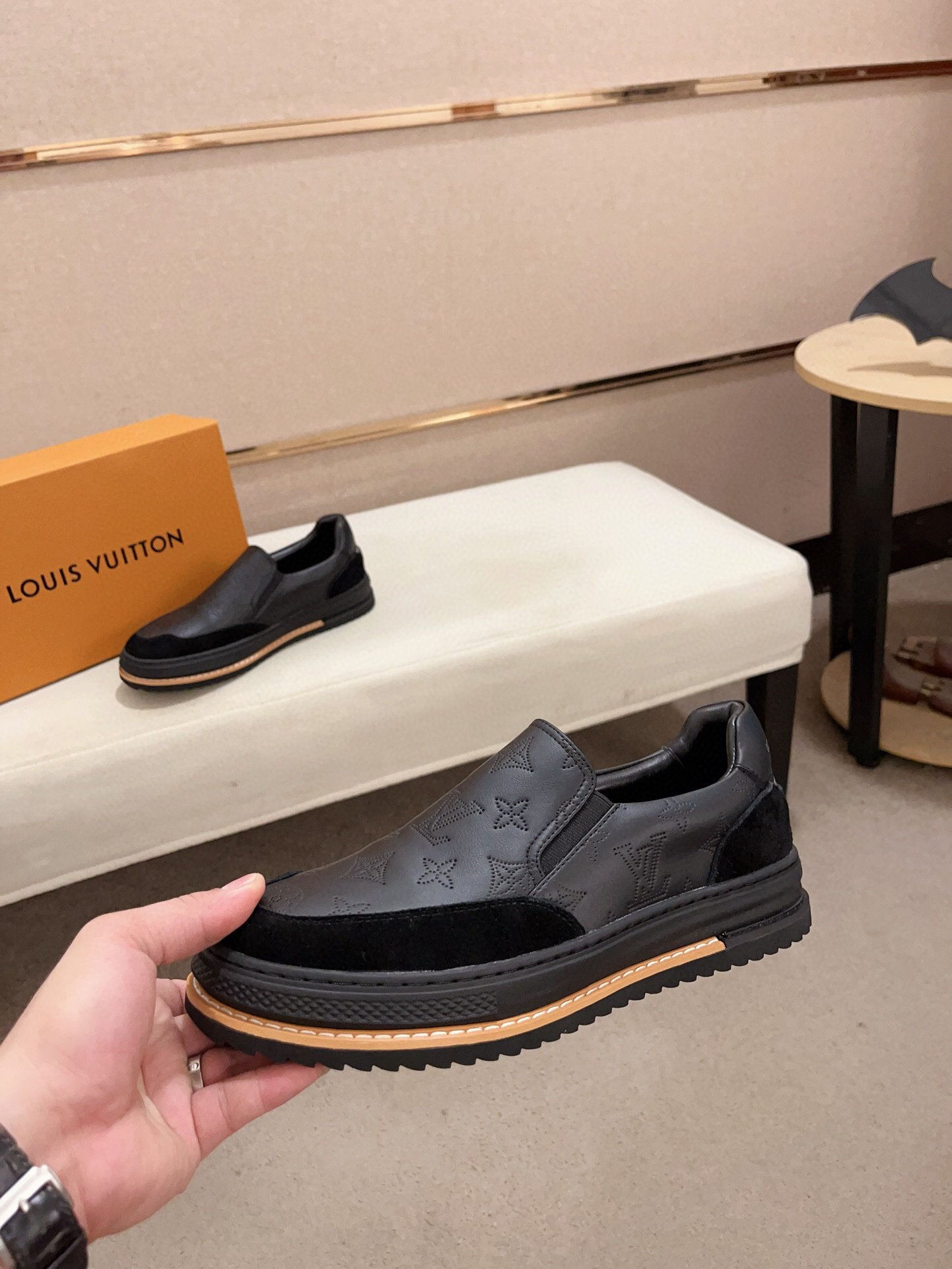 louis vuitton casual shoes size 38-44 - Image 3