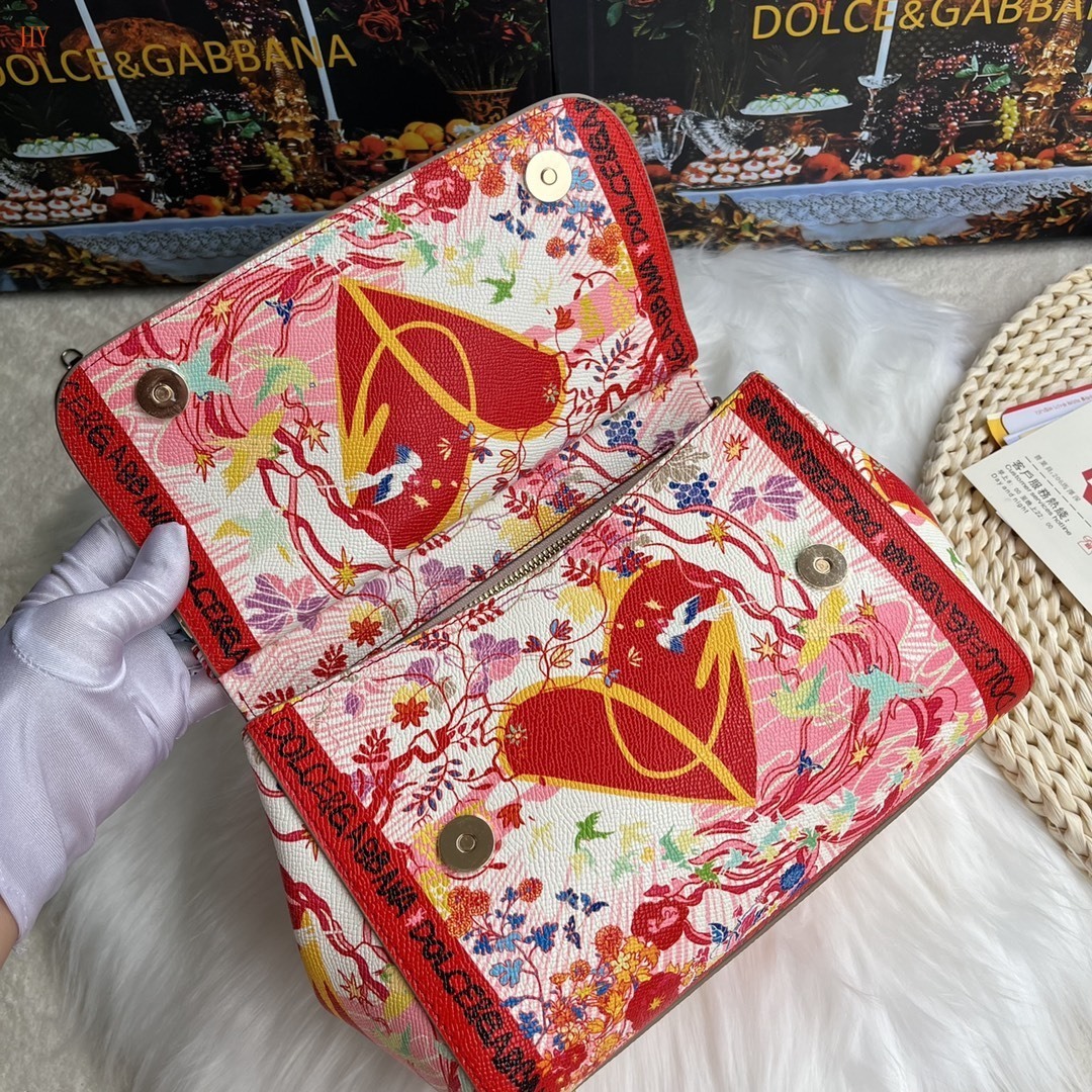 dolce & gabbana floral heart print handbag 25*20*12 - Image 3