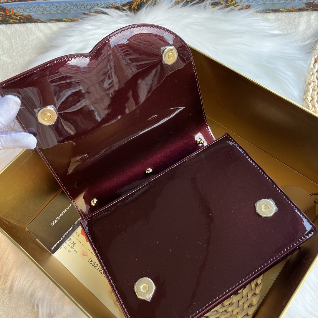 dolce & gabbana logo bag 20x16x5.5 cm - burgundy - Image 3