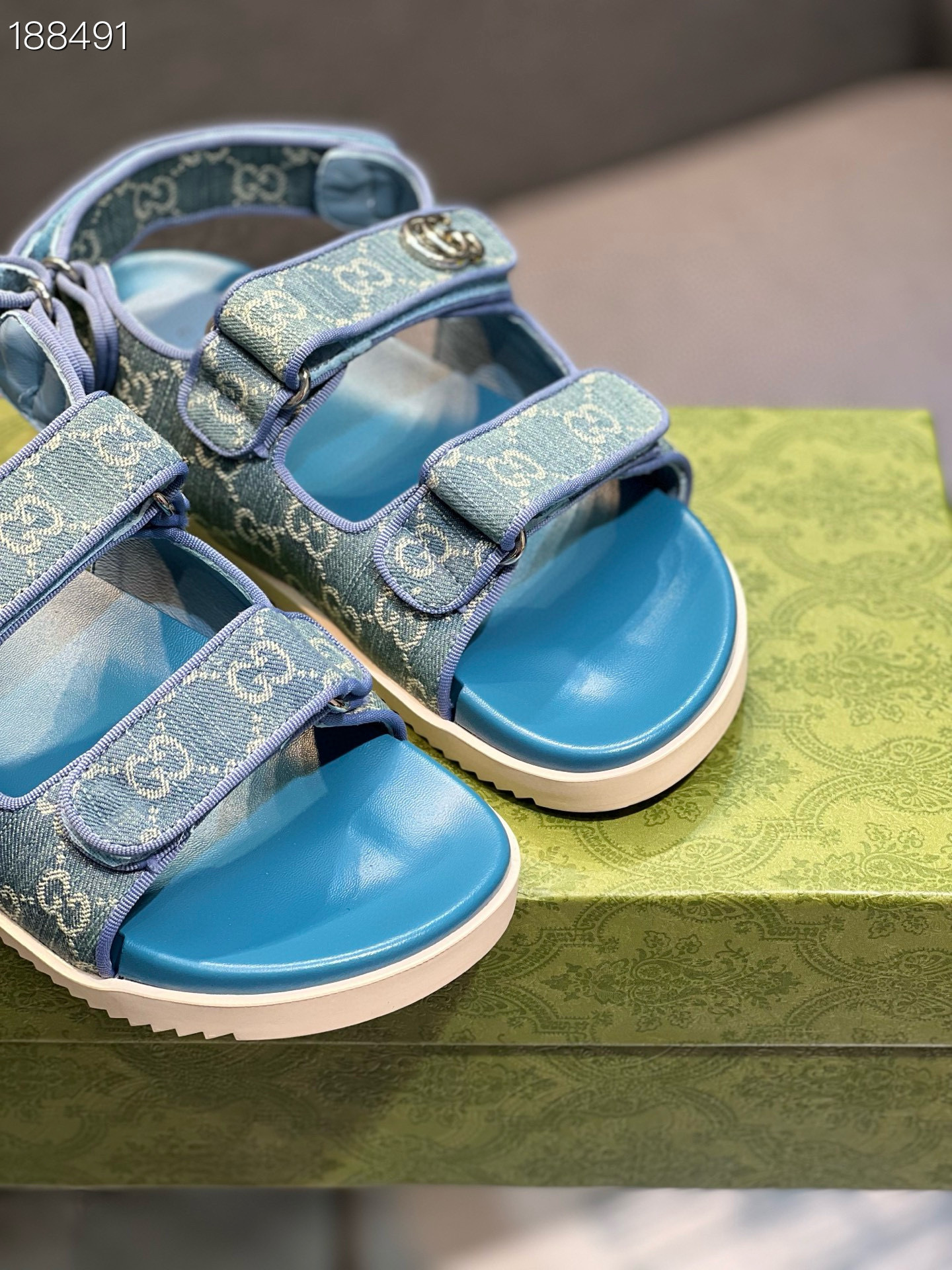 gucci g 35-44 lyt250 blue sandals - Image 3