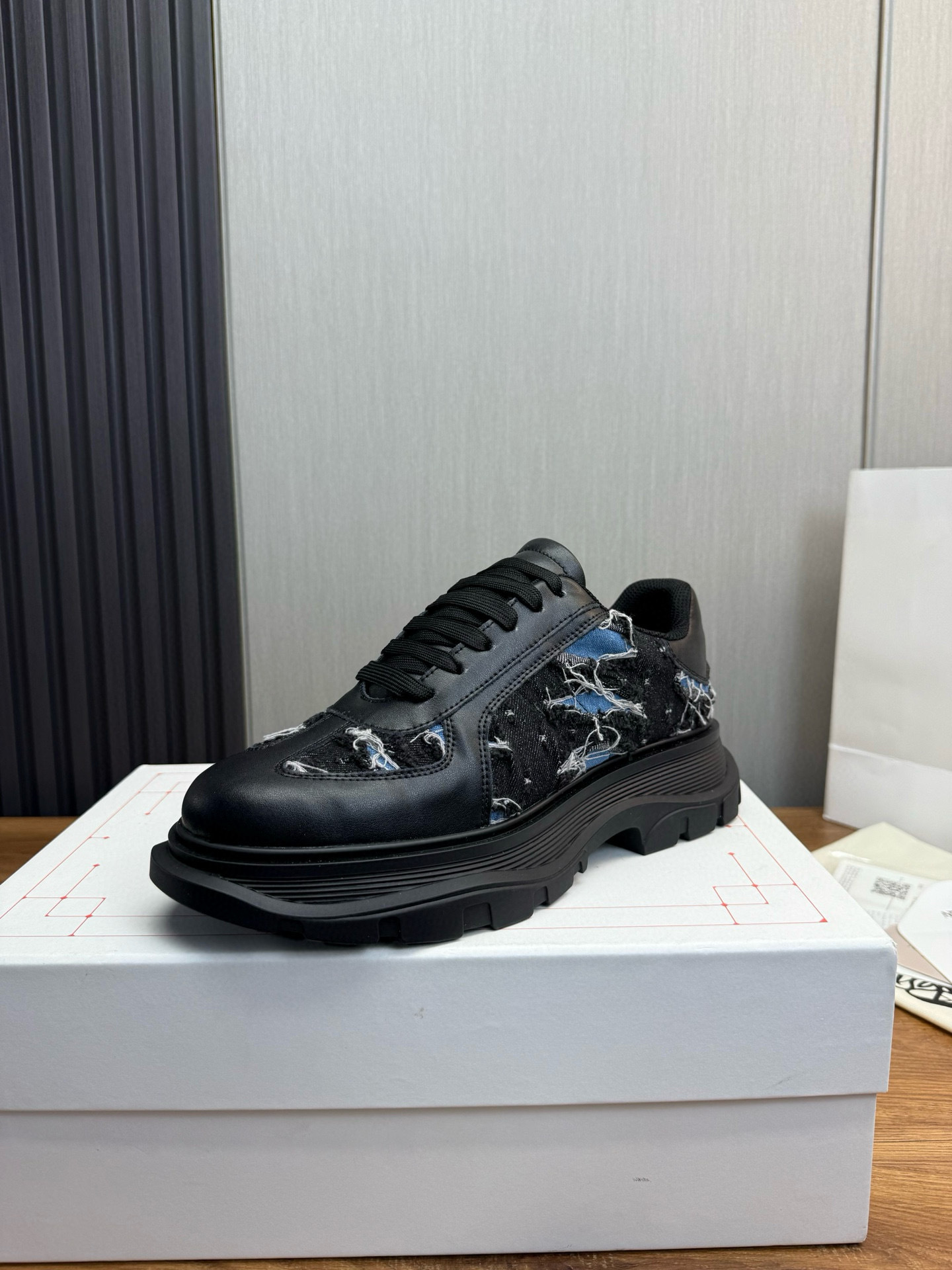 alexander mcqueen couple sneakers 35/44 - black - Image 3