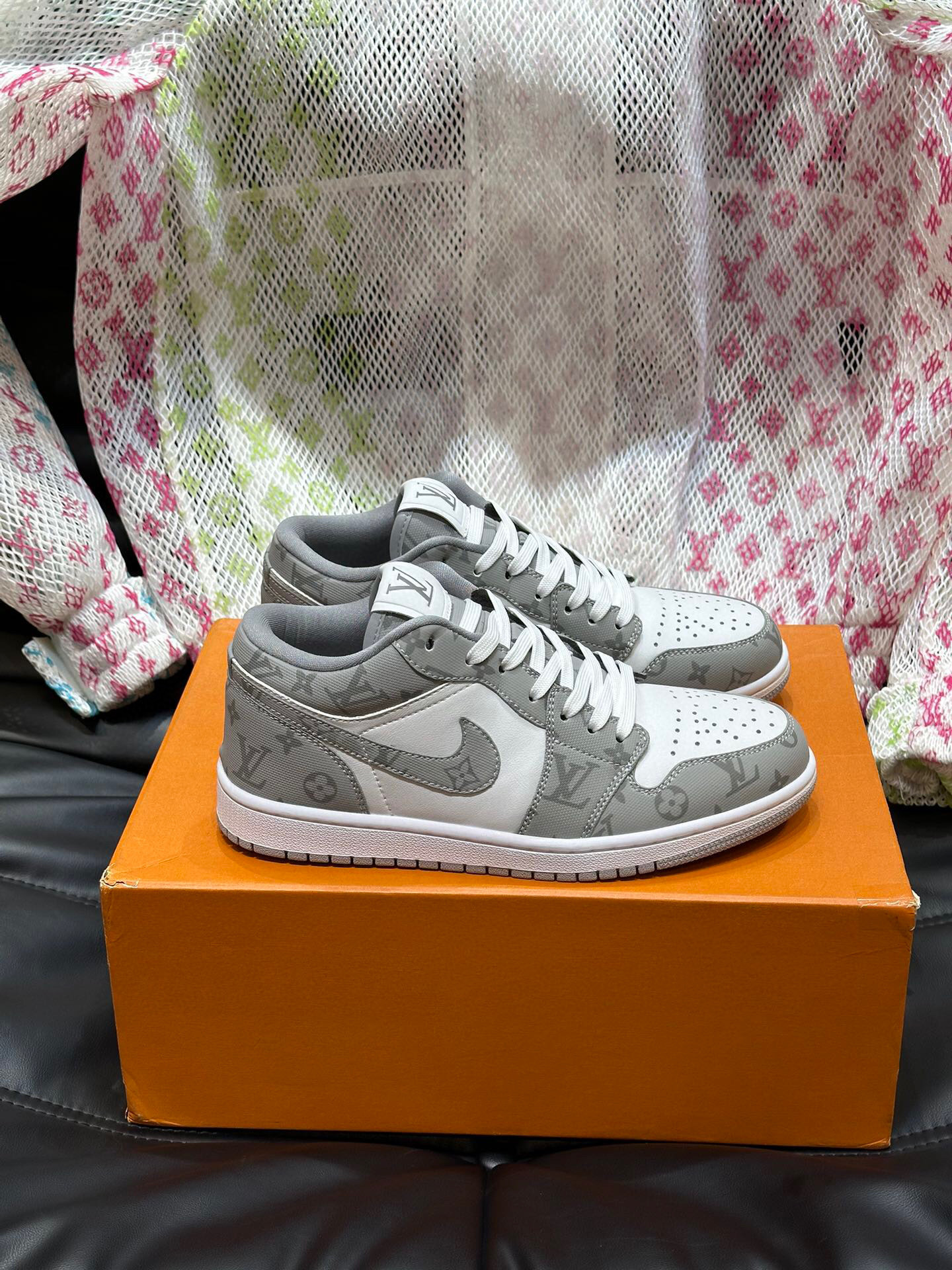 louis vuitton x nike air jordan 1 - size 38-44 - Image 3