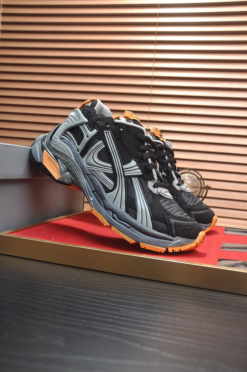 balenciaga unisex sneakers size 35-44 - Image 3