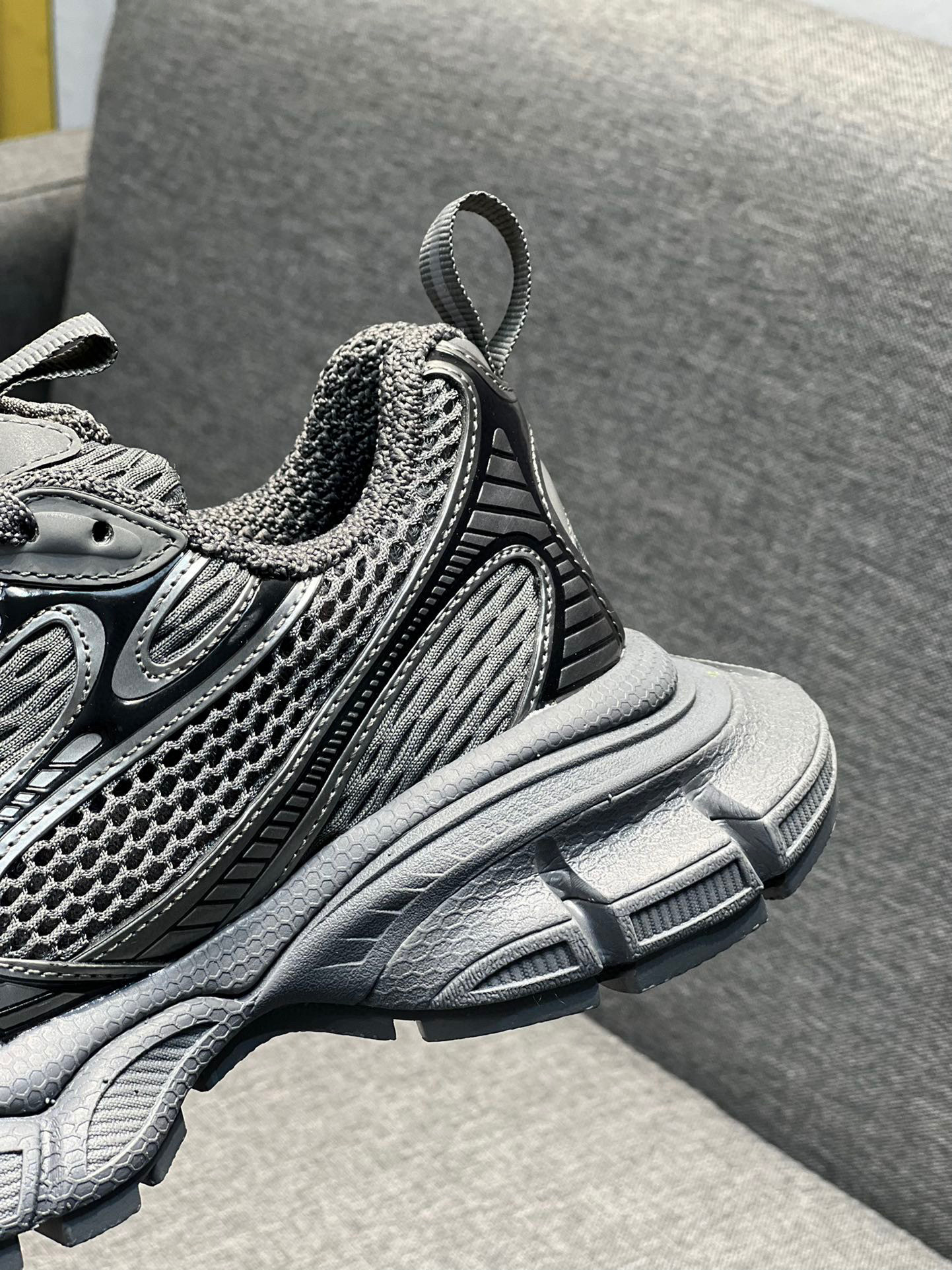 balenciaga unisex sneakers - size 35-44 - grey - Image 3