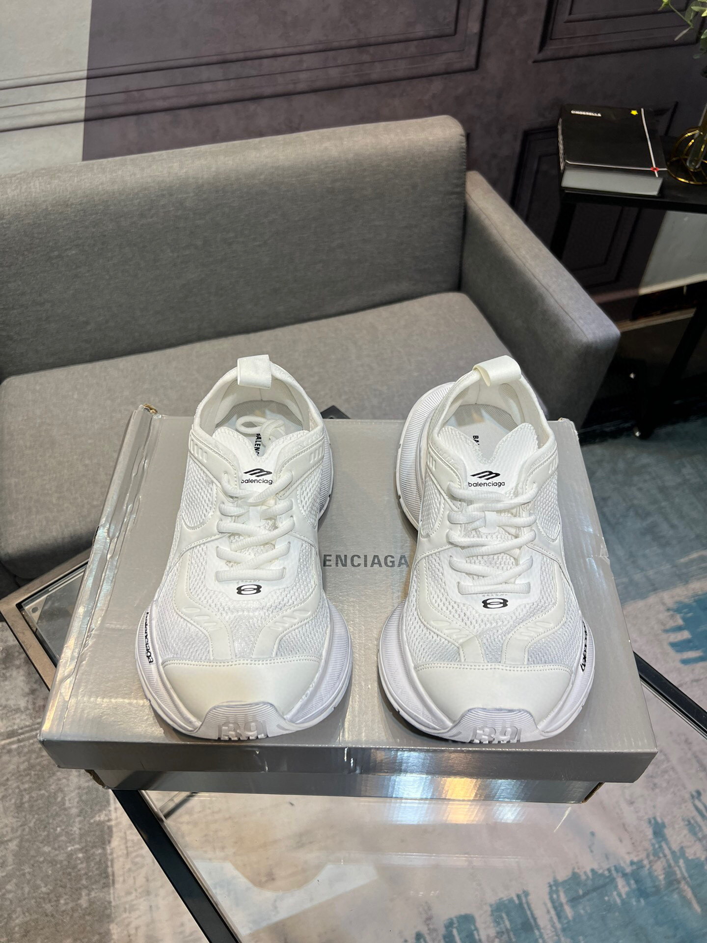 balenciaga white sneakers for couples - sizes 35-44 - Image 3