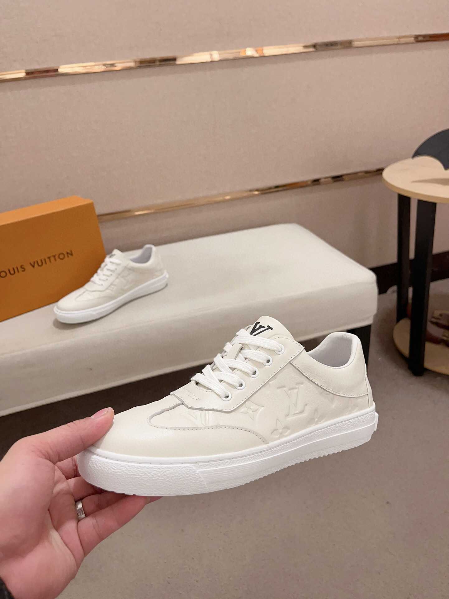 louis vuitton casual sneakers - size 38-44 - Image 3