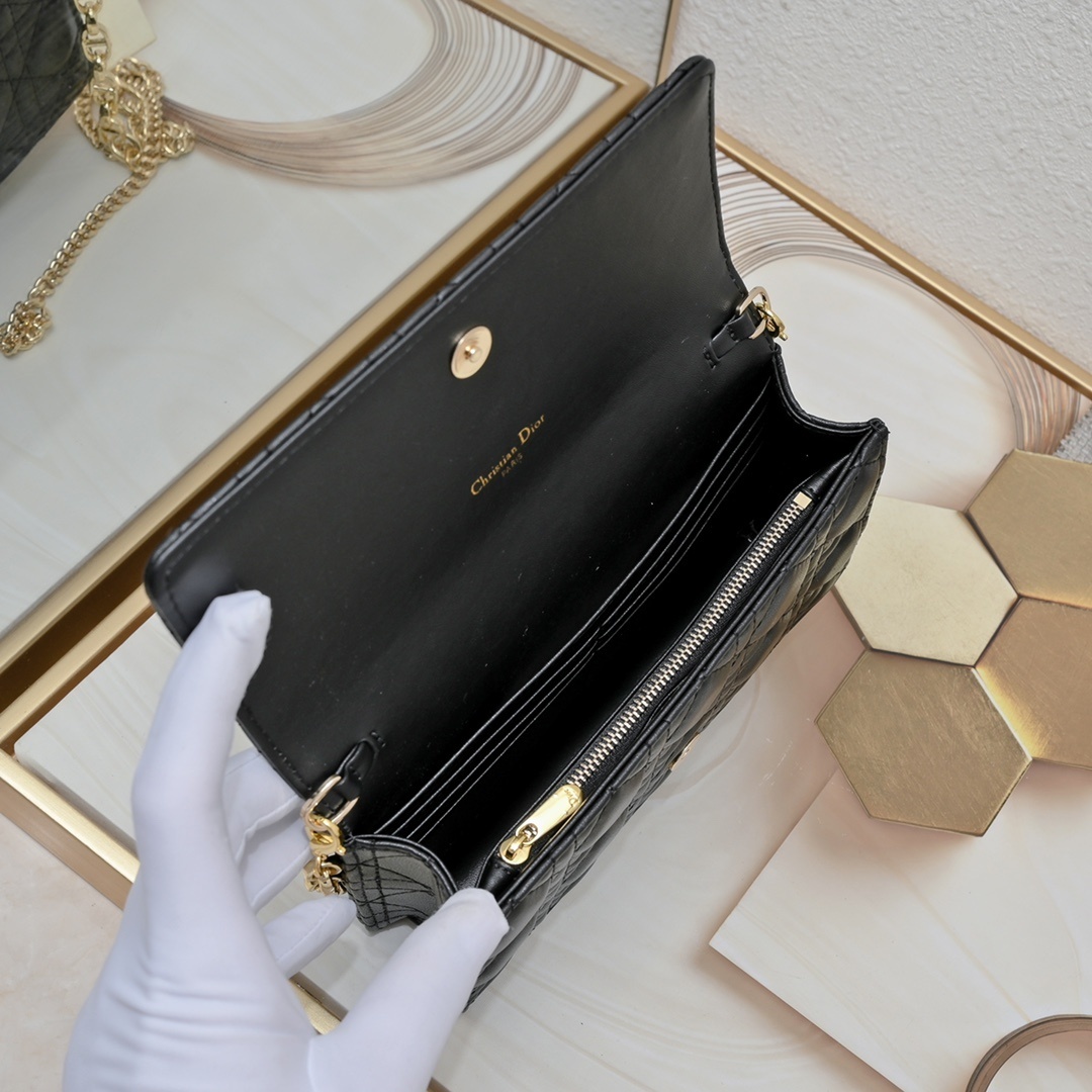 dior black quilted leather wallet on chain - 20 x 11.5 x 3.5 cm - Image 3