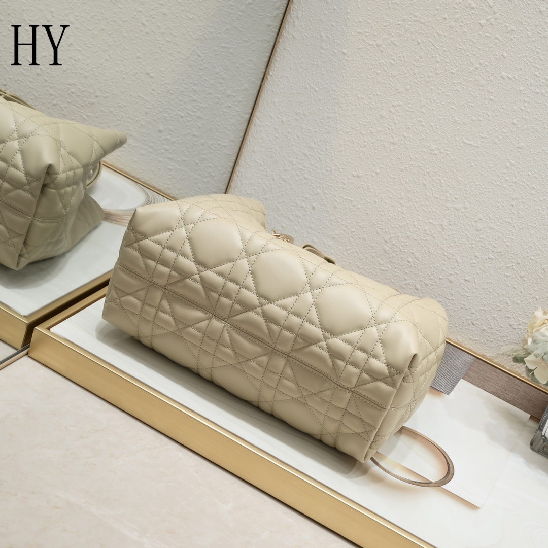 dior quilted handbag set - 28.5x19x21cm - Image 3