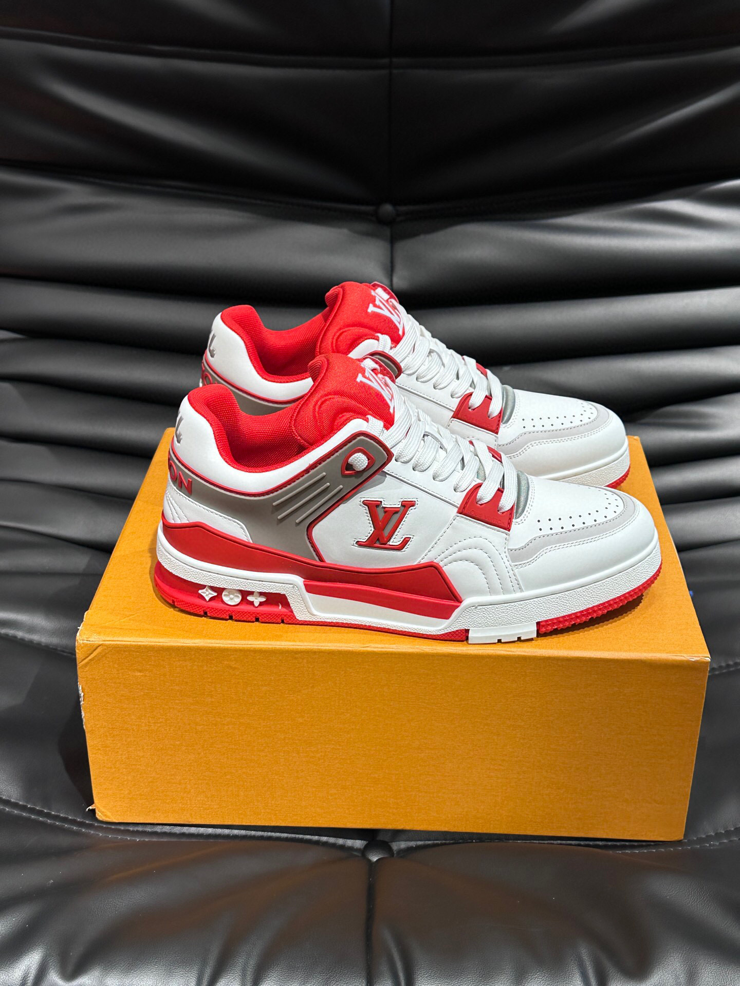 louis vuitton l casual shoes 38-44 - Image 3