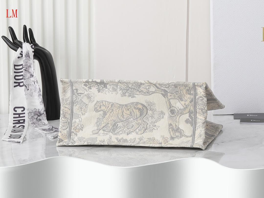 dior christian dior tote bag - 36 x 27.5 x 16.8 cm - Image 3